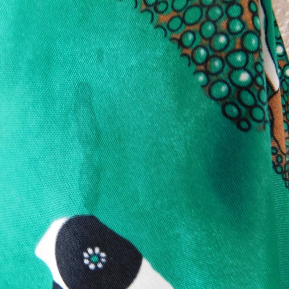 Bisou Bisou Green/Multi Print Sleeveless Top - Picture 3 of 4